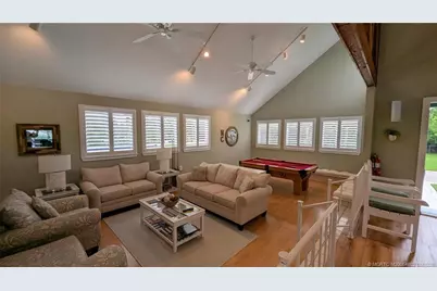 912 NE Sandalwood Place, Jensen Beach, FL 34957 - Photo 48