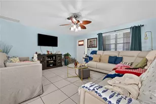 598 SW Lakehurst Dr, Port Saint Lucie, FL 34983 - Photo 4