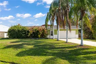 598 SW Lakehurst Dr, Port Saint Lucie, FL 34983 - Photo 1