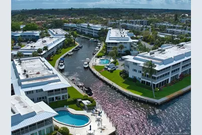 1862 SW Palm City Road #203, Stuart, FL 34994 - Photo 2