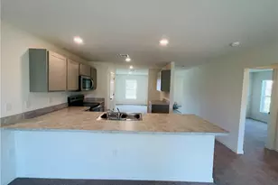 934 SW McDevitt Ave, Port Saint Lucie, FL 34953 - Photo 8