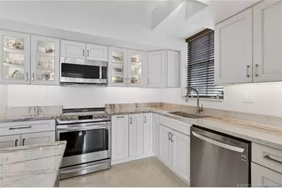 215 NW Flagler Avenue #203, Stuart, FL 34994 - Photo 18