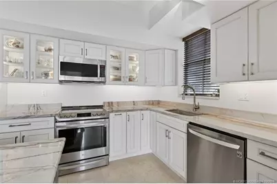 215 NW Flagler Avenue #203, Stuart, FL 34994 - Photo 16