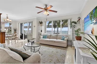 215 NW Flagler Avenue #203, Stuart, FL 34994 - Photo 6
