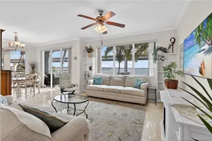 215 NW Flagler Ave, Stuart, FL 34994 - Photo 6