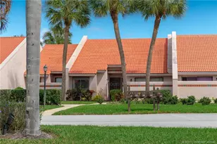 3504 SE Sandpiper Circle, Port Saint Lucie, FL 34952 - Photo 2