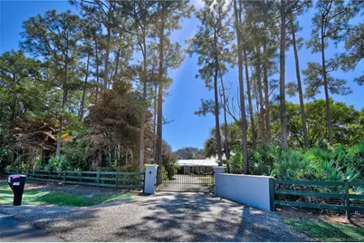 11266 SW Meadowlark Circle, Stuart, FL 34997 - Photo 2