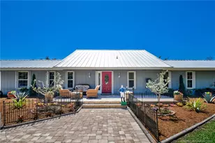 11266 SW Meadowlark Cir, Stuart, FL 34997 - Photo 6