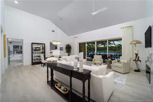 1257 SE Brewster Pl, Stuart, FL 34997 - Photo 10