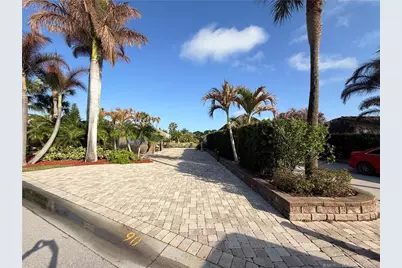 90 NW Boundary Drive, Port Saint Lucie, FL 34986 - Photo 2