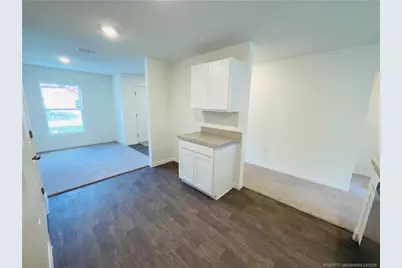 1701 SE Manth Lane, Port Saint Lucie, FL 34983 - Photo 6