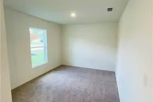 1701 SE Manth Ln, Port Saint Lucie, FL 34983 - Photo 2