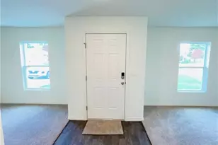 1701 SE Manth Ln, Port Saint Lucie, FL 34983 - Photo 4