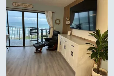 429 NE Tradewind Lane #405, Stuart, FL 34996 - Photo 18