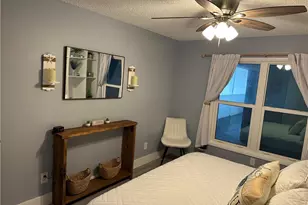 429 NE Tradewind Ln, Stuart, FL 34996 - Photo 10