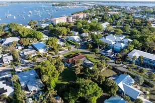 701 SW Cleveland Ave, Stuart, FL 34994 - Photo 12