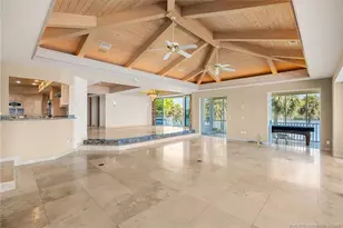 12198 Riverbend Ln, Port Saint Lucie, FL 34984 - Photo 8