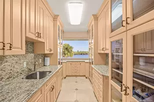 12198 Riverbend Ln, Port Saint Lucie, FL 34984 - Photo 30