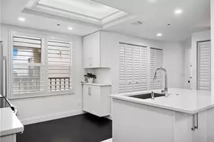 221 NE Plantation Rd, Stuart, FL 34996 - Photo 4