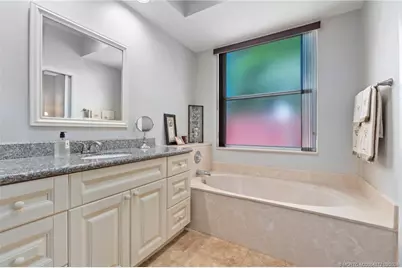 121 Woodlake Circle, Greenacres, FL 33463 - Photo 16