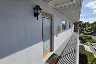 2950 SE Ocean Blvd, Stuart, FL 34996 - Photo 2