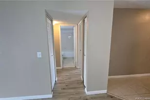 2950 SE Ocean Blvd, Stuart, FL 34996 - Photo 8