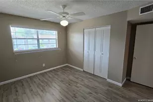 2950 SE Ocean Blvd, Stuart, FL 34996 - Photo 10