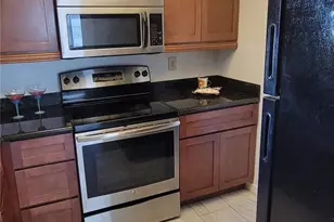 1524 SE Royal Green Cir, Port Saint Lucie, FL 34952 - Photo 12