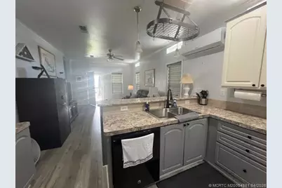 2555 Pga Boulevard #180 A, Palm Beach Gardens, FL 33410 - Photo 6