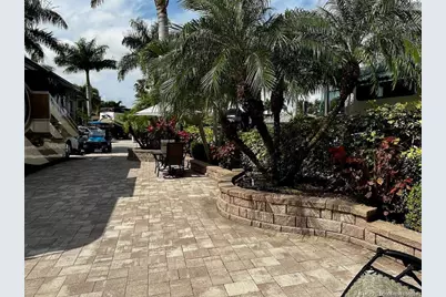 154 NW Hazard Way, Port Saint Lucie, FL 34986 - Photo 6