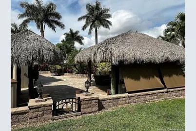 154 NW Hazard Way, Port Saint Lucie, FL 34986 - Photo 10