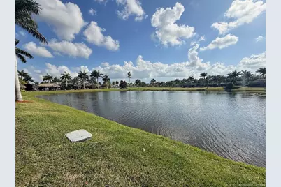 209 NW Hazard Way, Port Saint Lucie, FL 34986 - Photo 4