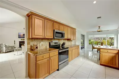 2018 NW Laurel Oak Lane, Palm City, FL 34990 - Photo 14