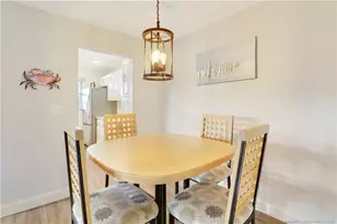 211 Manatee Ln, Fort Pierce, FL 34982 - Photo 6