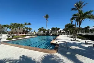 303 NE Golfview Circle, Stuart, FL 34996 - Photo 38