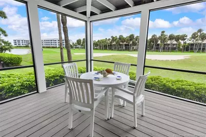 303 NE Golfview Circle, Stuart, FL 34996 - Photo 4