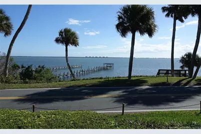 10205 S Indian River Drive, Fort Pierce, FL 34982 - Photo 2
