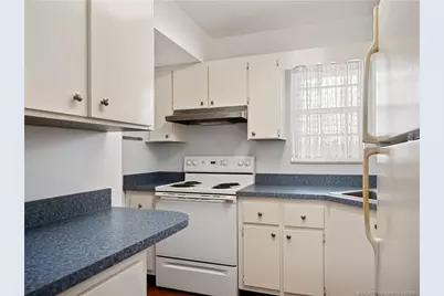 1961 SW Palm City Road #J, Stuart, FL 34994 - Photo 8