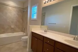 566 SW Glen Crest Way, Stuart, FL 34997 - Photo 14