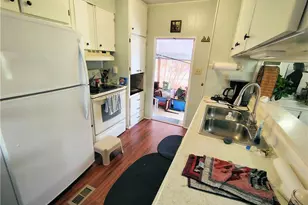 2465 SE Penny Ln, Stuart, FL 34994 - Photo 10