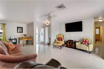 4379 SE Tall Pines Avenue, Stuart, FL 34997 - Photo 10