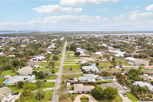 4379 SE Tall Pines Ave, Stuart, FL 34997 - Photo 38