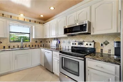 4379 SE Tall Pines Avenue, Stuart, FL 34997 - Photo 16