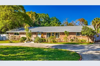 1776 NW Palmetto Court, Stuart, FL 34994 - Photo 6