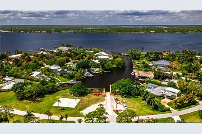 1776 NW Palmetto Court, Stuart, FL 34994 - Photo 40