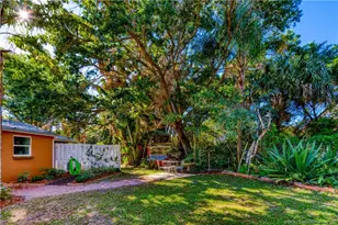 1776 NW Palmetto Ct, Stuart, FL 34994 - Photo 32