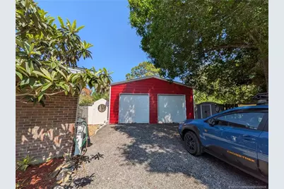 1776 NW Palmetto Court, Stuart, FL 34994 - Photo 2