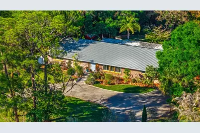 1776 NW Palmetto Court, Stuart, FL 34994 - Photo 4