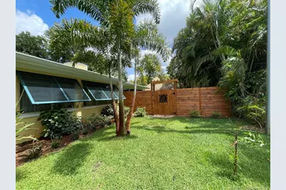 517 SW South Carolina Drive, Stuart, FL 34994 - Photo 6