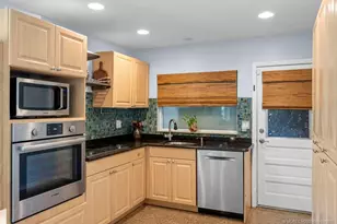 517 SW South Carolina Dr, Stuart, FL 34994 - Photo 8